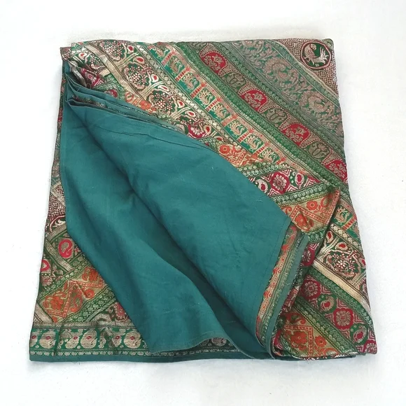 Unique Gorgeous Silk Green Patchwork Batik Bedspread / Tapestry from India - Picture 3 of 14